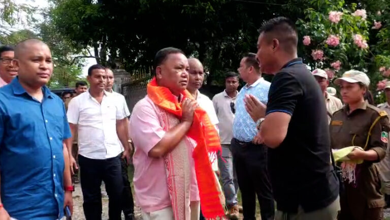 WhatsApp Video 2025-10-24 at 8.15.32 AM.mp4.00_00_06_09.Still001